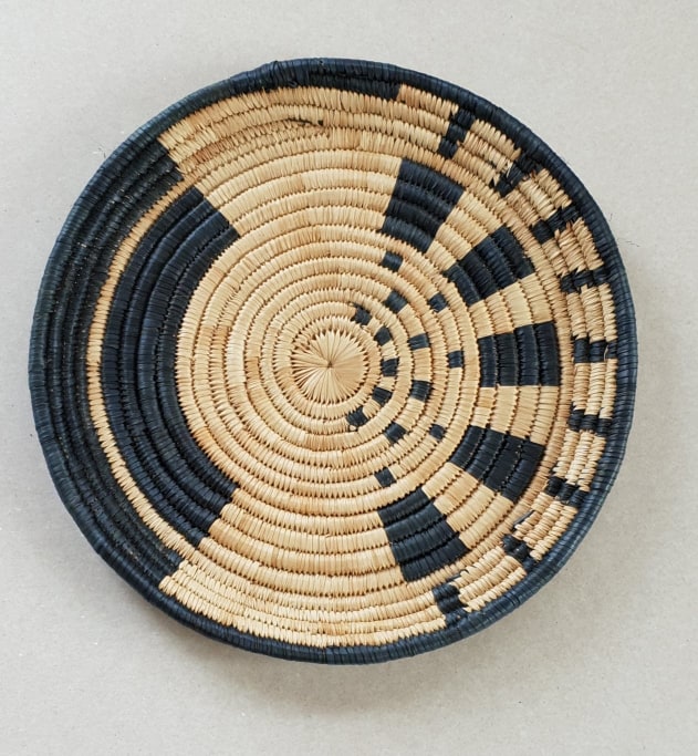 Malawi kurvfat - Sort og natur