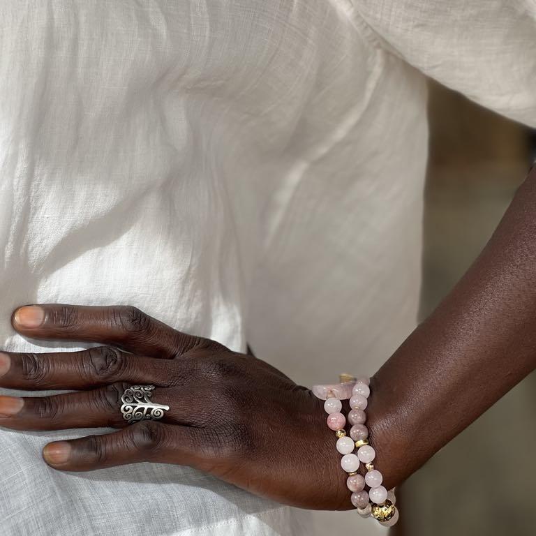 Armbånd med halvedelstener - Rosenkvarts og agat