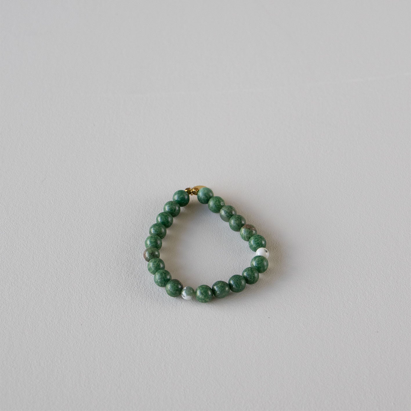 Armbånd med halvedelstener - Grønn agat