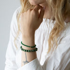 Armbånd med halvedelstener - Jade og hvit agat