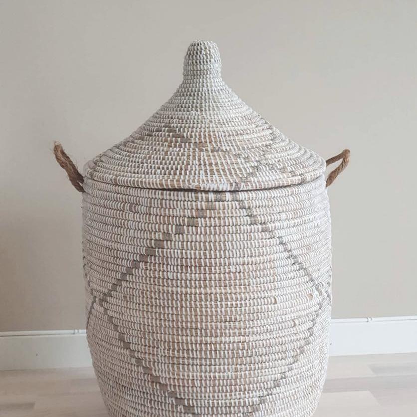 Savannenkurv - Hvit med sølvkryss