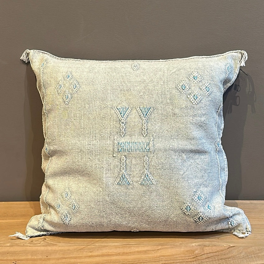 Moroccan cushion cover in agave silk 50x50