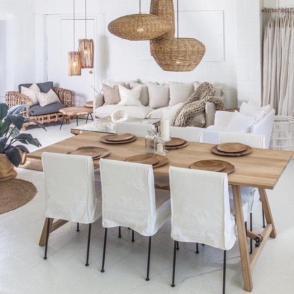 Aruba spisebord i resirkulert teak