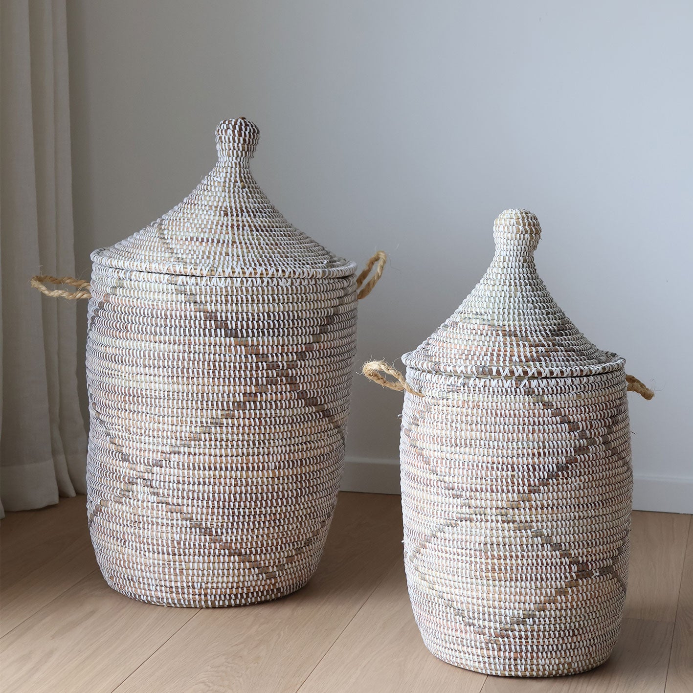 Savannenkurv - Hvit med sølvkryss