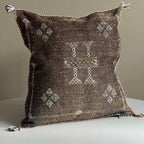 Marokkansk putetrekk brun i kaktussilke 50x50