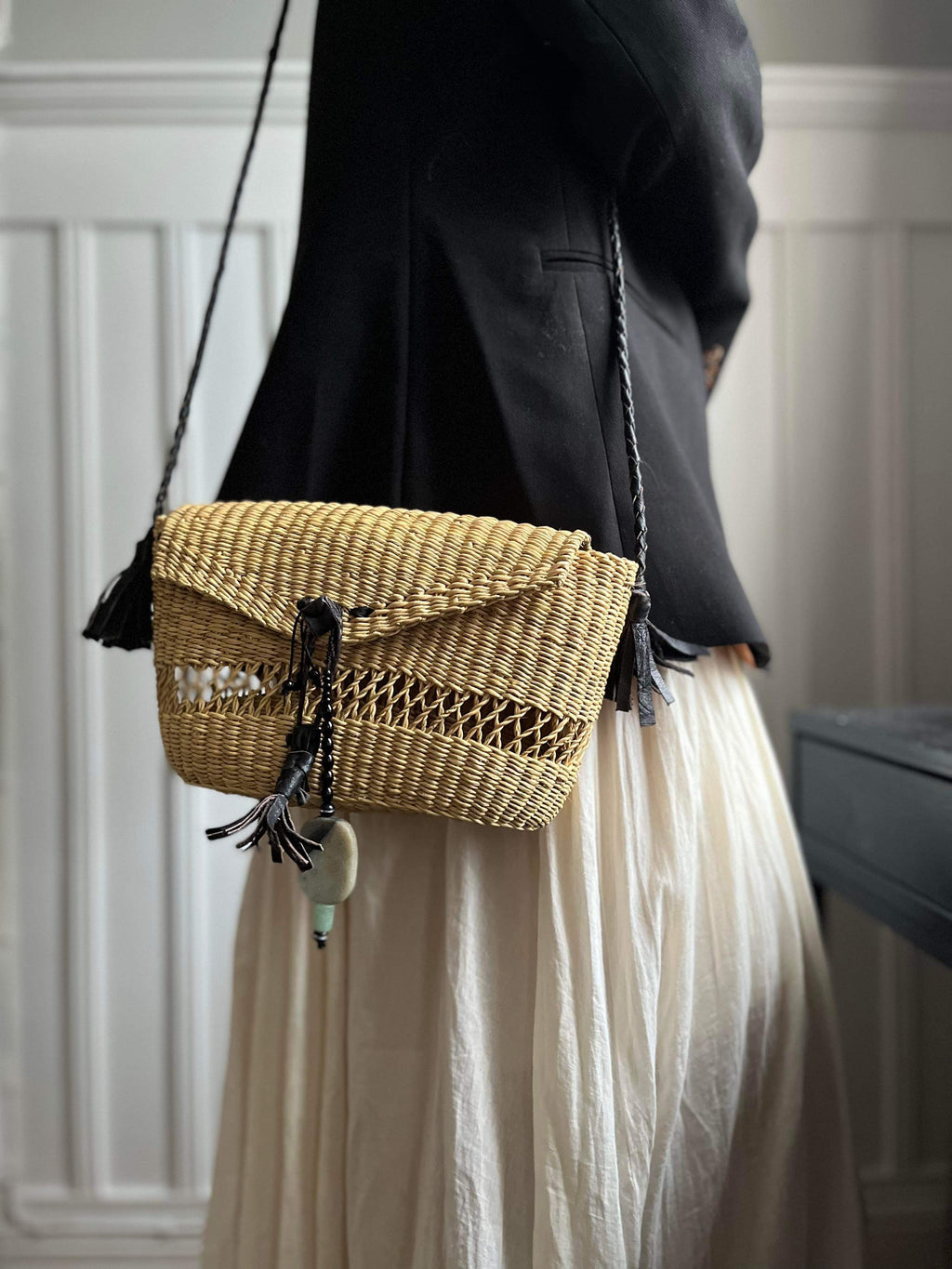 NOUH skulderveske med skinnrem