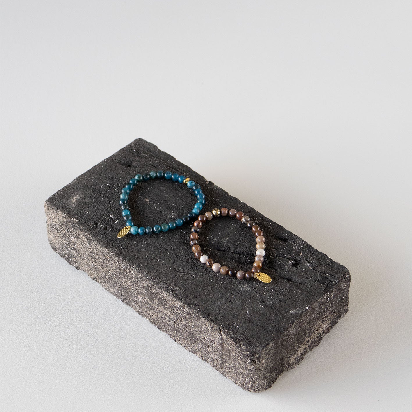 Armbånd med halvedelstener - Tigerøye