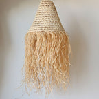 Raffia taklampe flettet