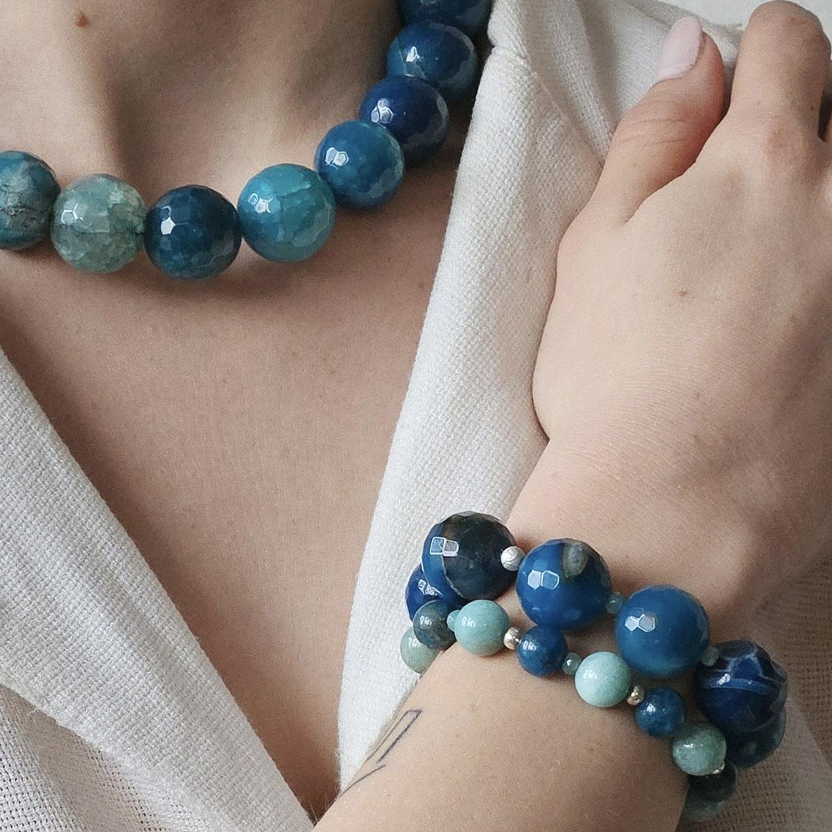 Armbånd med halvedelstener - Blå jaspis