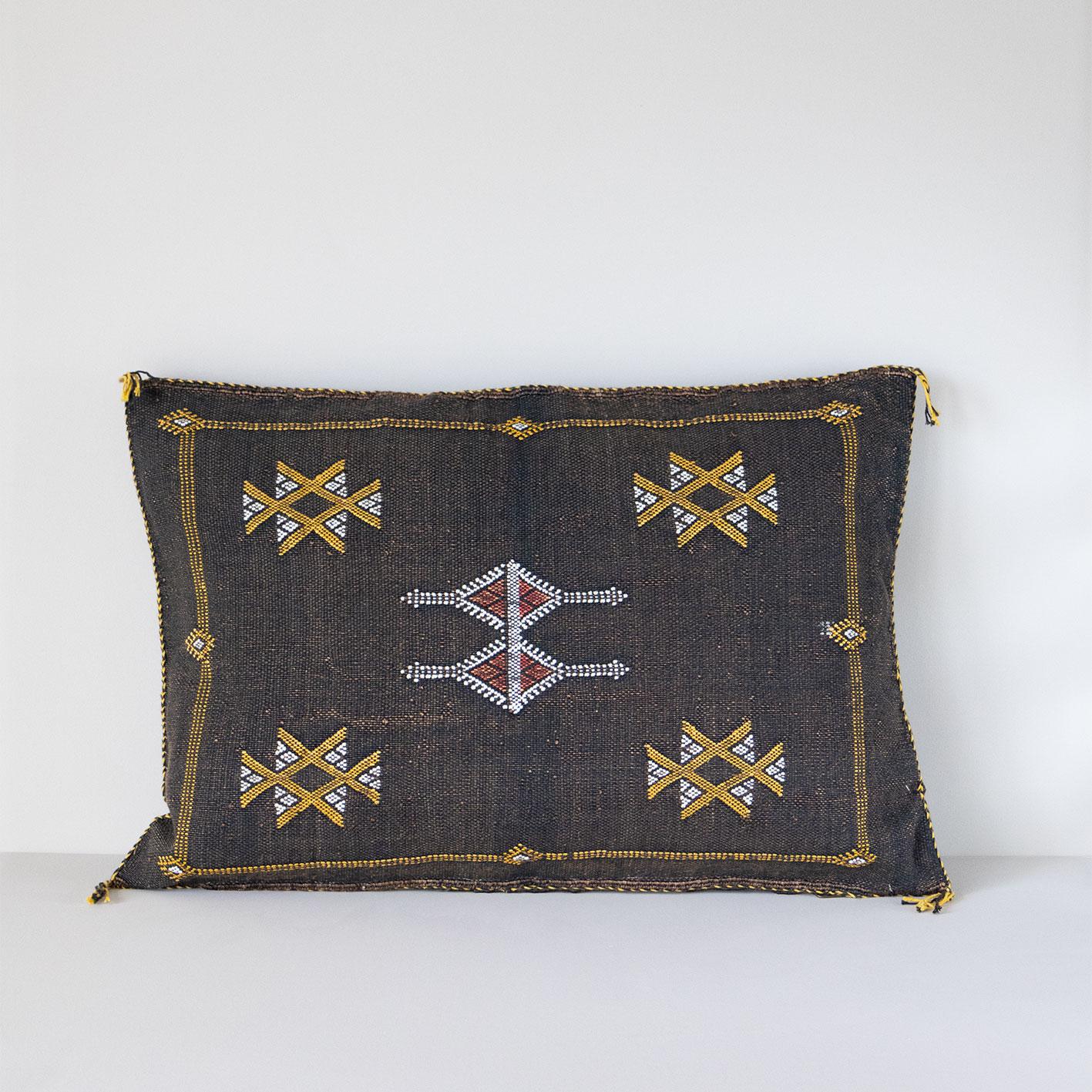 Marokkansk putetrekk i agavesilke 40x60