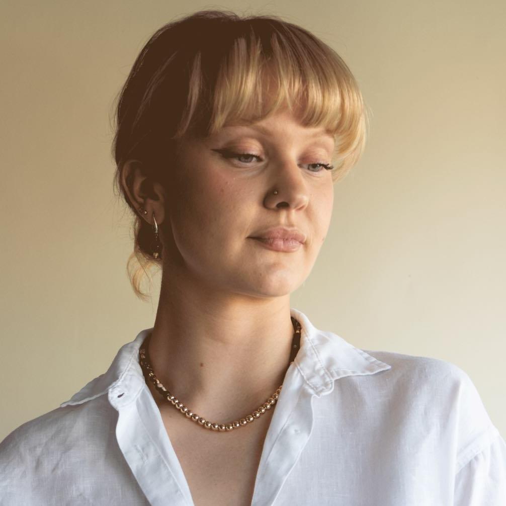 Halskjede med halvedelstener - Tigerøye