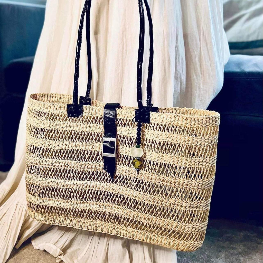 CISSI eksklusiv skulderveske med skinnrem