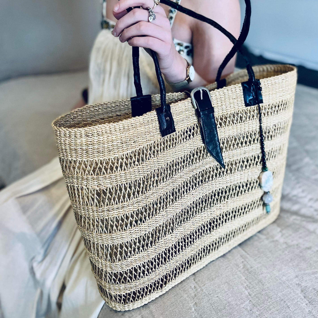 CISSI eksklusiv skulderveske med skinnrem