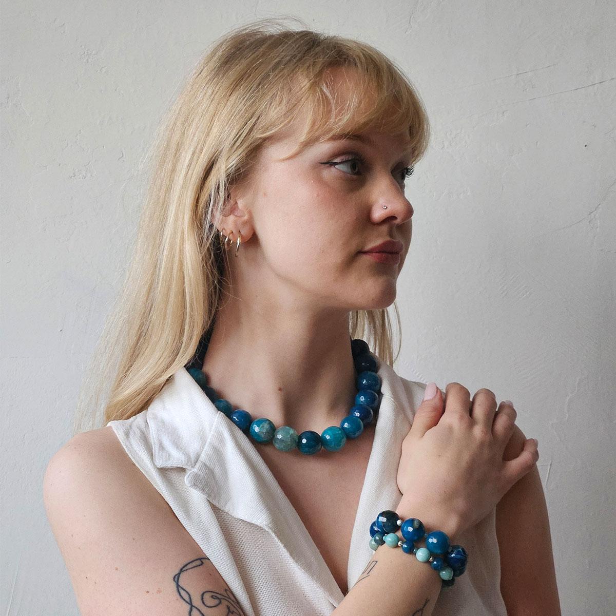 Armbånd med halvedelstener - Blå jaspis