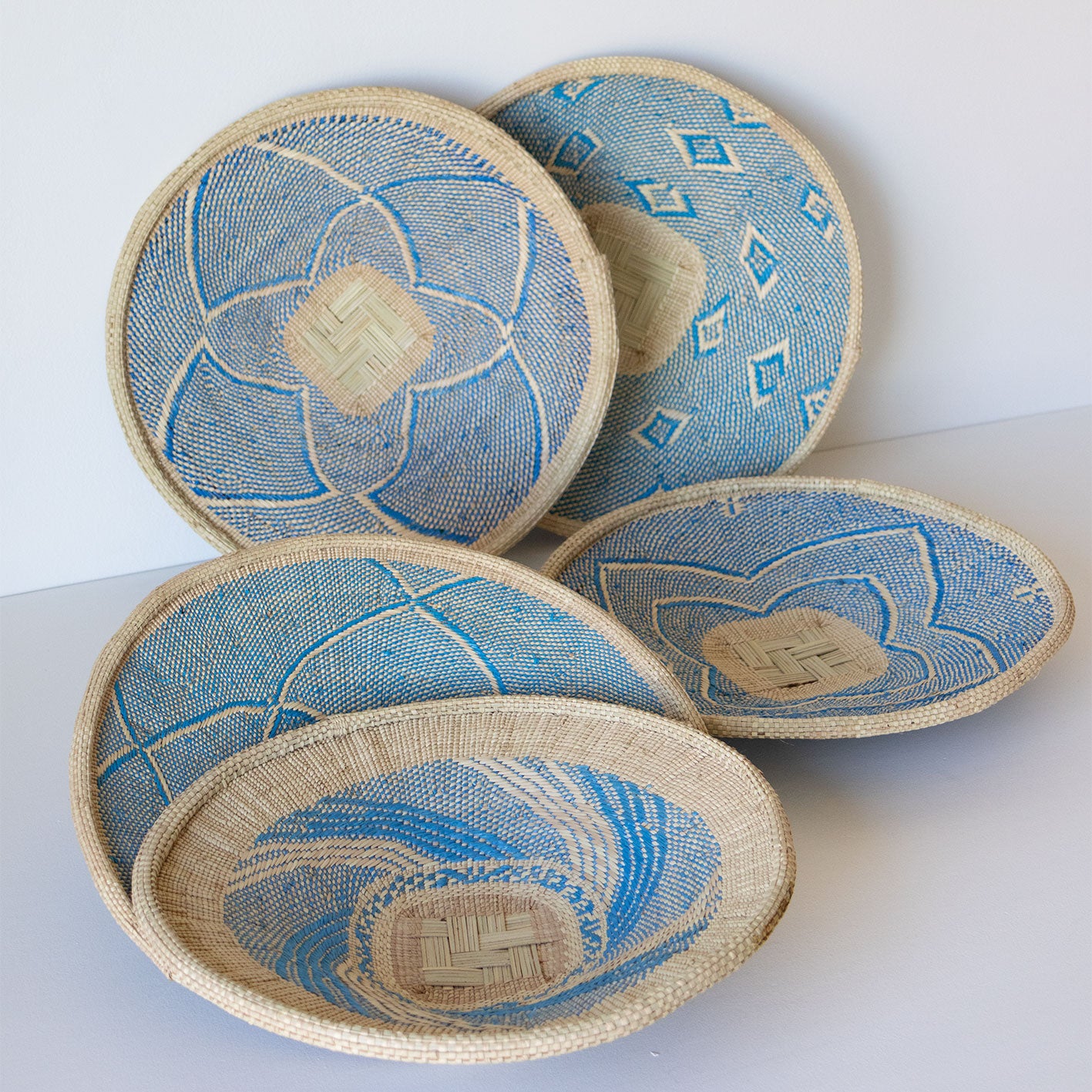 Nambya kurver i blåtoner