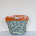 Stor skulderveske i sisal og skinn - Designet av Savannen