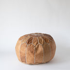 Marokkansk skinnpuff i lys brun