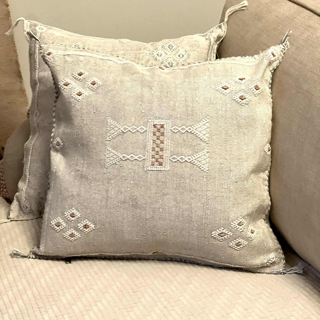 Marokkansk putetrekk i agavesilke 50x50