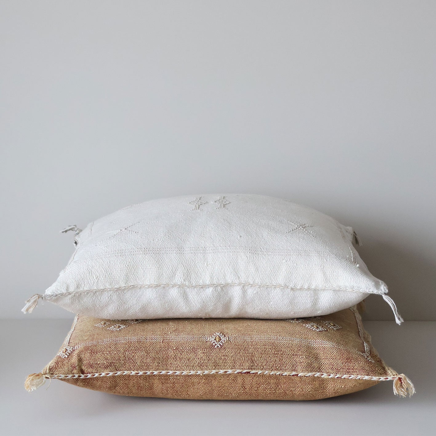 Marokkansk putetrekk i agavesilke 50x50