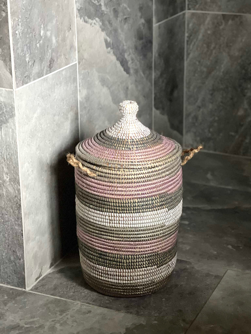 Savannenkurv - Striper i rosa, grå og hvit