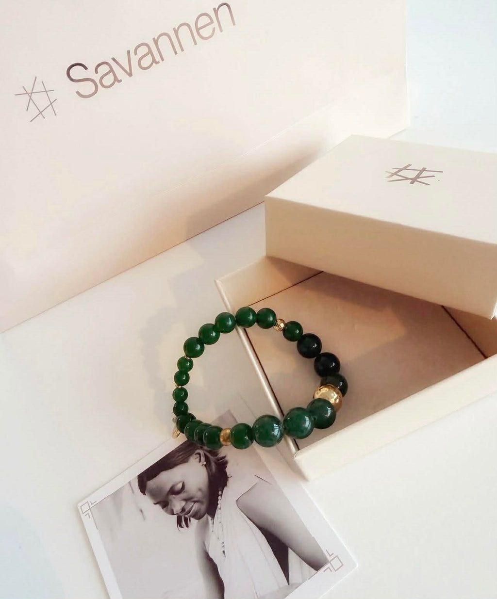 Bracelet with semi-precious stones - Jade