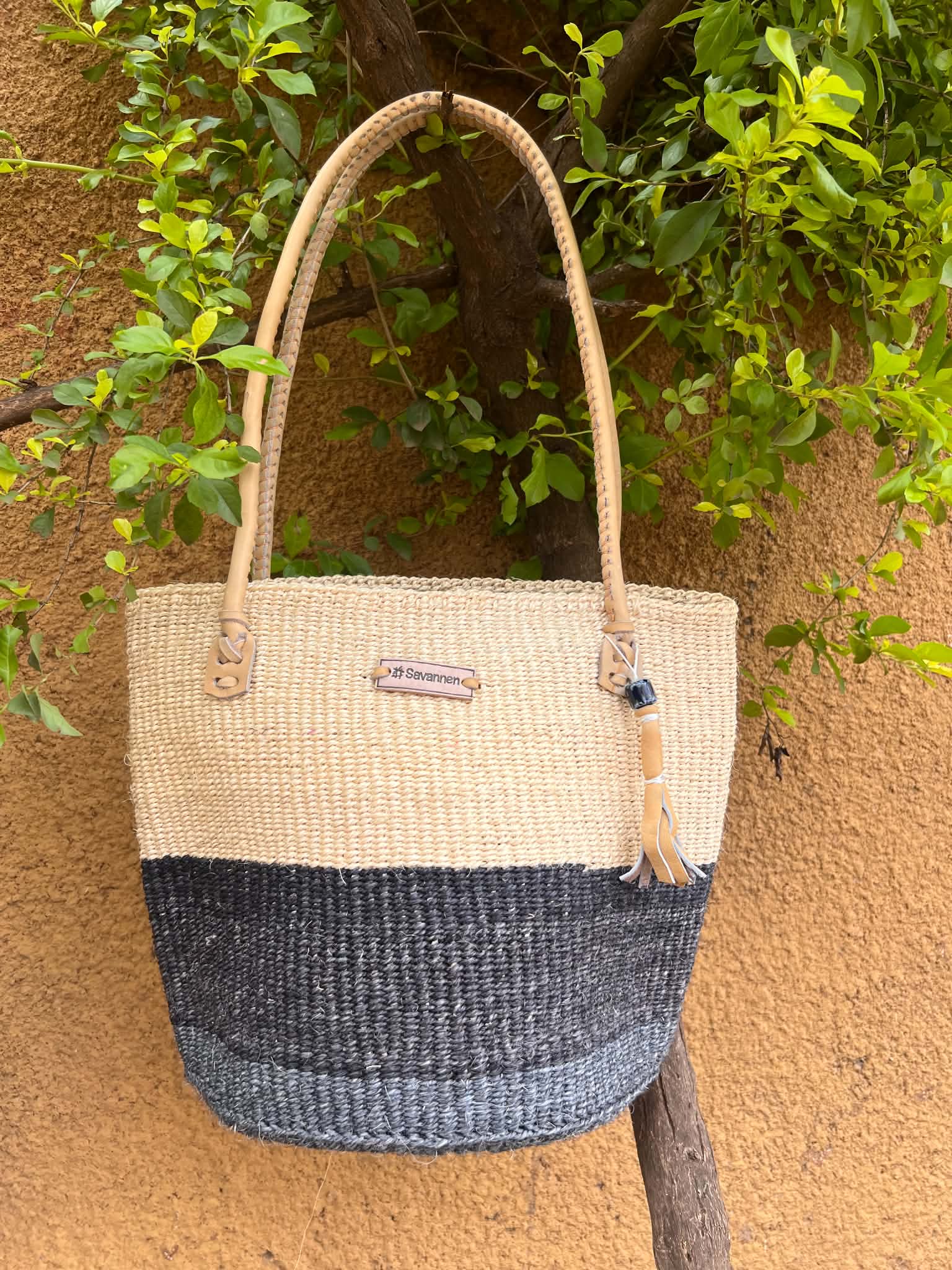 Kenyan sisal bag with tassel