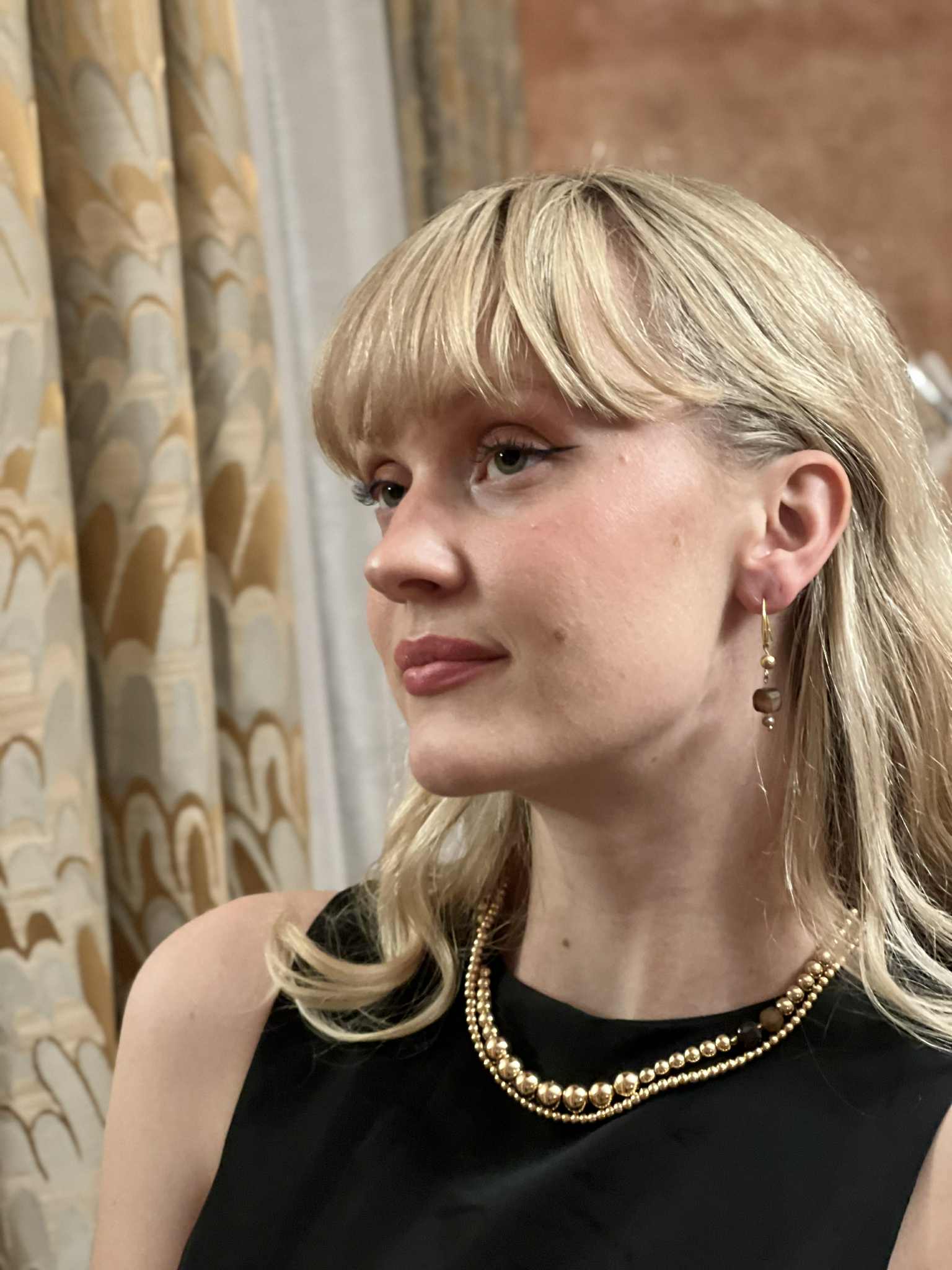 Øredobber med halvedelstener - Tigerøye