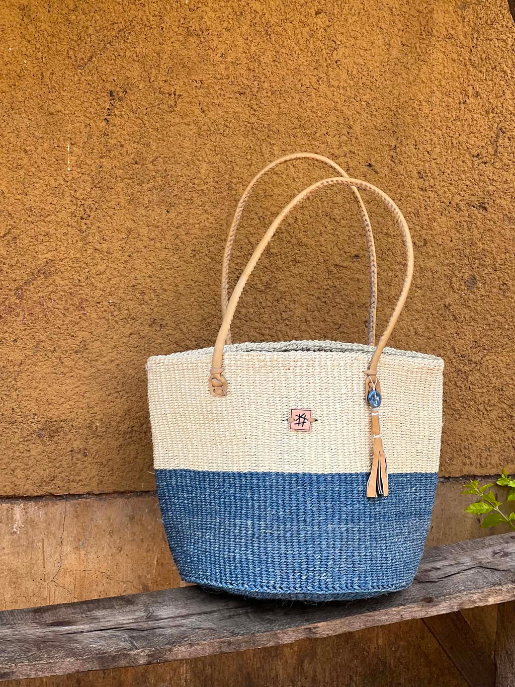 Kenyan sisal bag with tassel