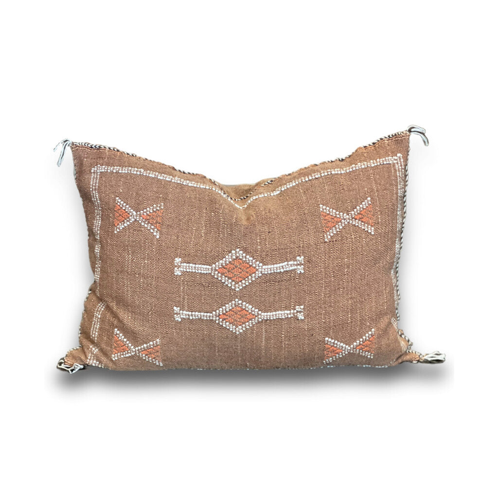 Marokkansk agavesilke putetrekk 40x60 cm i brunt med hvitt og oransje broderi