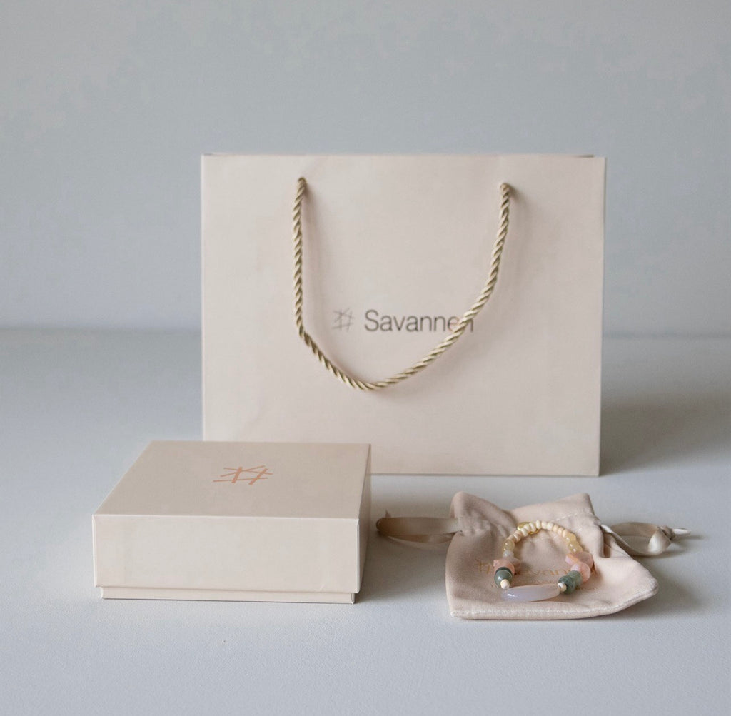 Armbånd med halvedelstener - Rosenkvarts