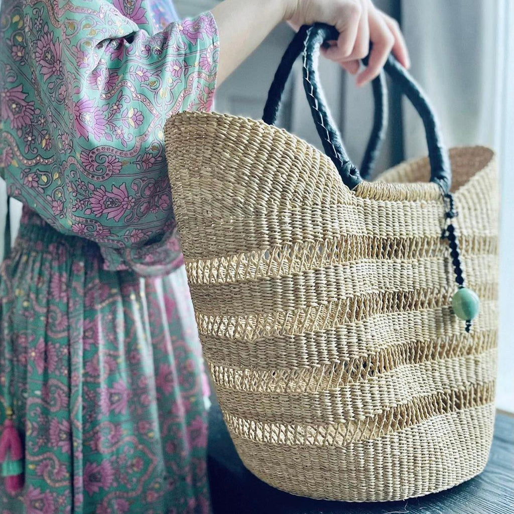 AINA stort handlenett med anheng