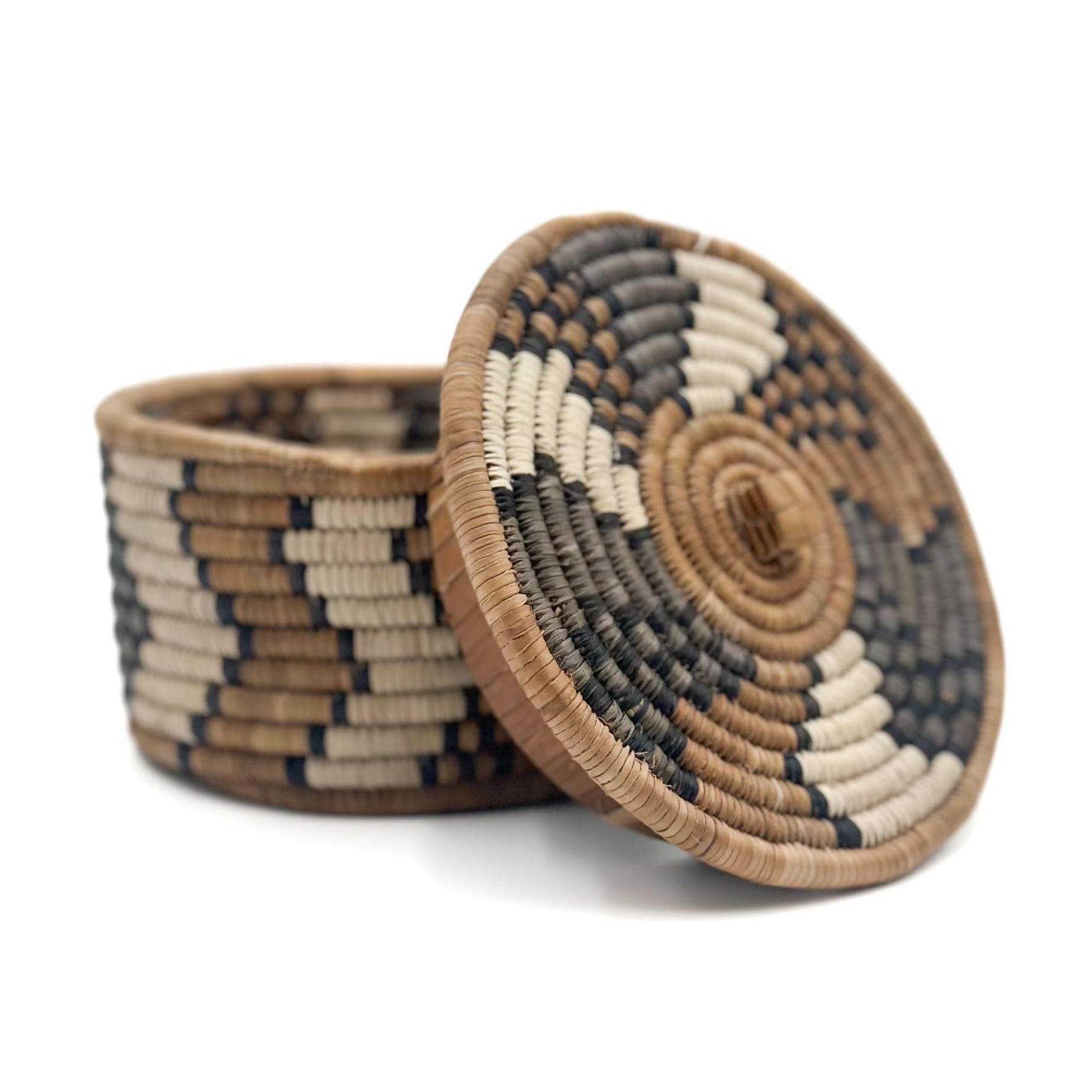 Zulukurv - Oppbevaringsboks med lokk