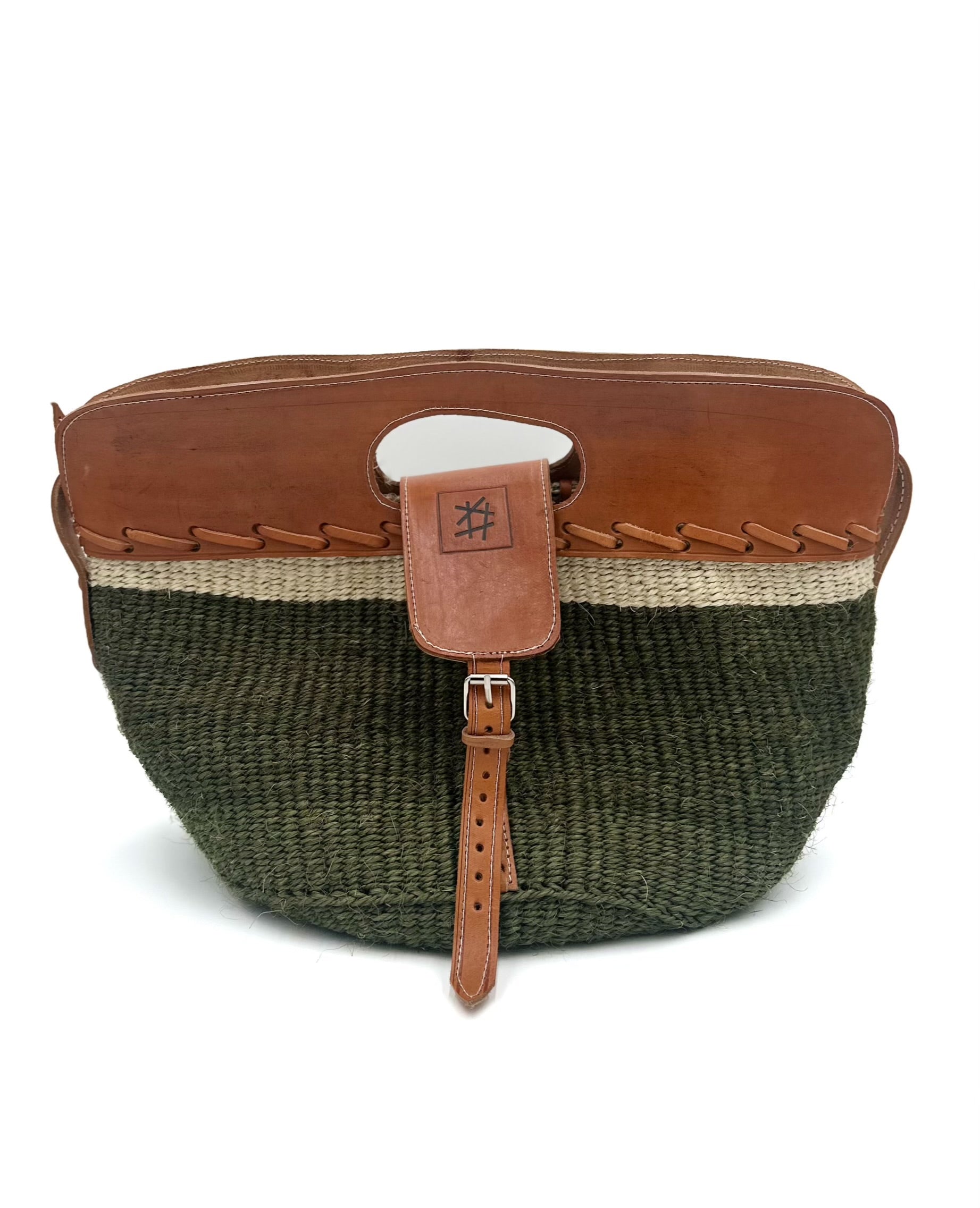 Skulderveske i sisal og skinn - Designet av Savannen