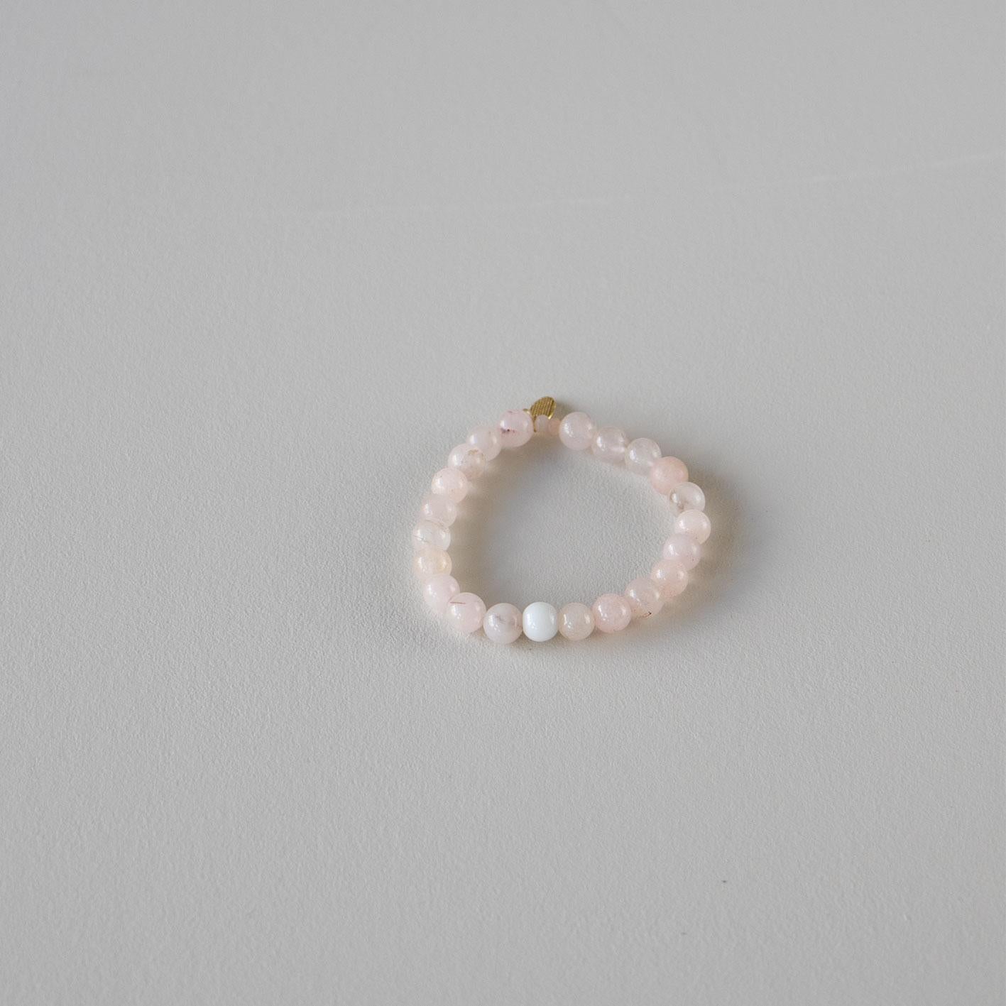 Armbånd med halvedelstener - Rosenkvarts og grønn agat