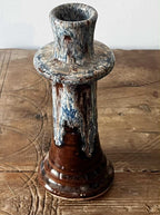 Lysestake i håndlaget keramikk