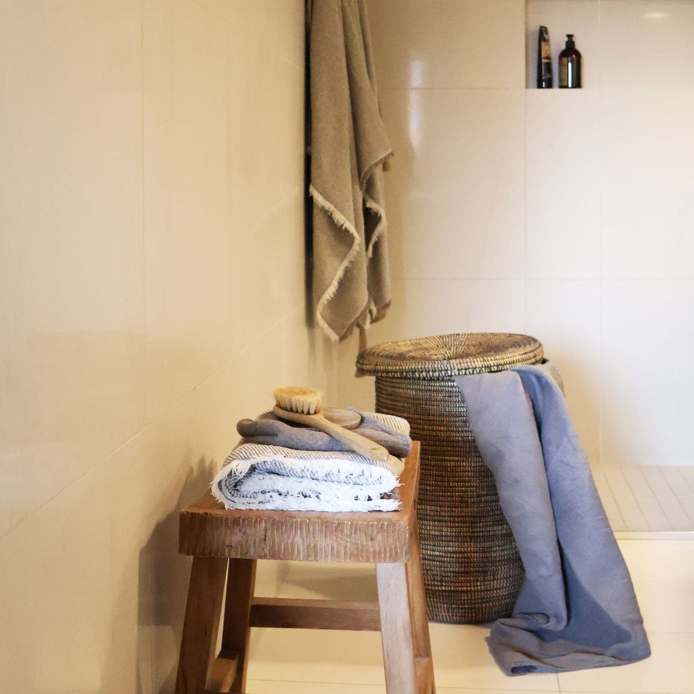 Savannenkurv med flatt lokk - Sort