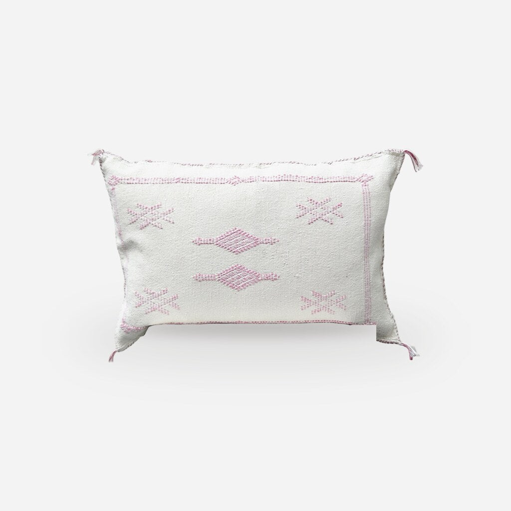 Marokkansk agavesilke putetrekk 40x60 cm i hvitt med rosa broderi