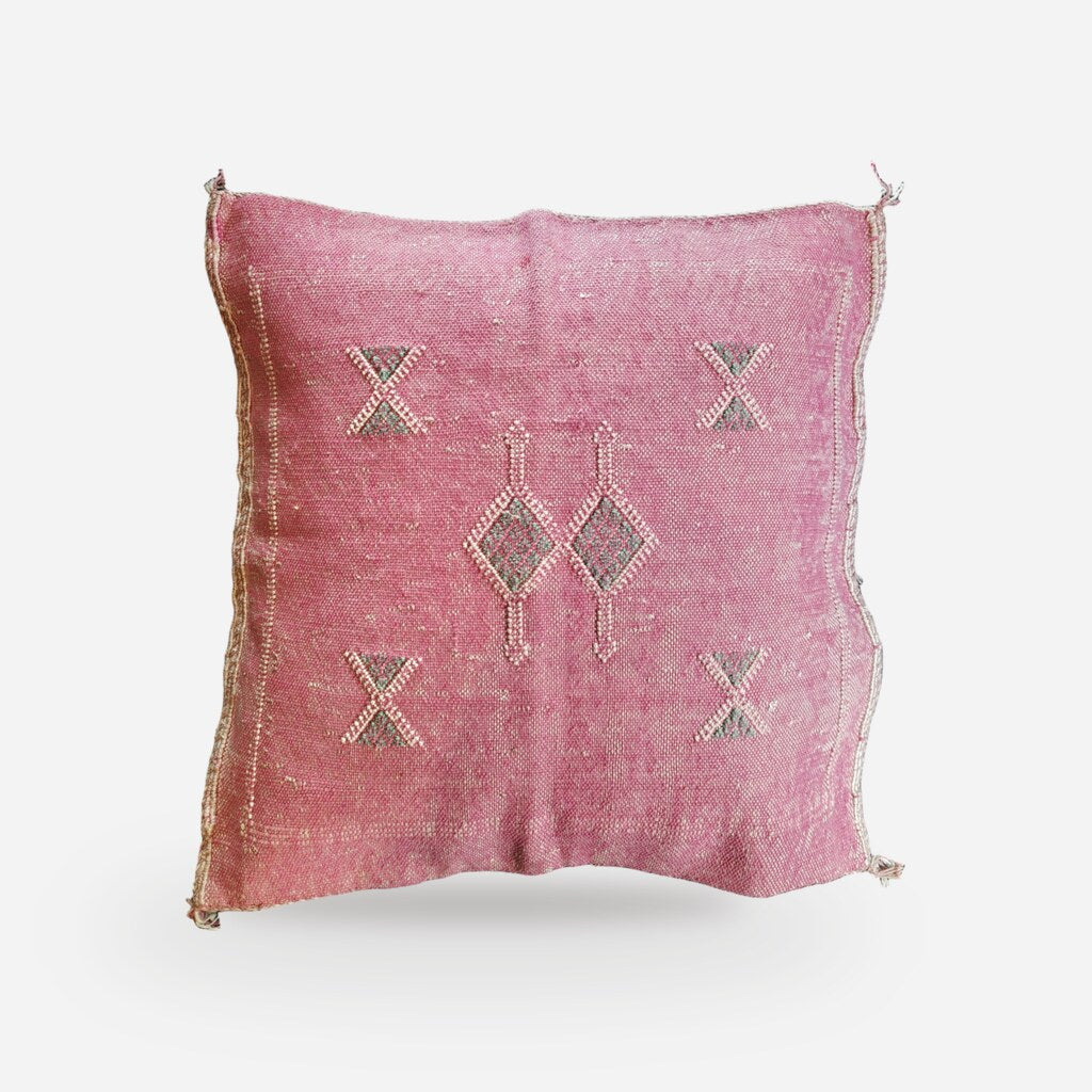 Marokkansk agavesilke putetrekk 50x50 cm i støvet rosa med broderi i beige og grått