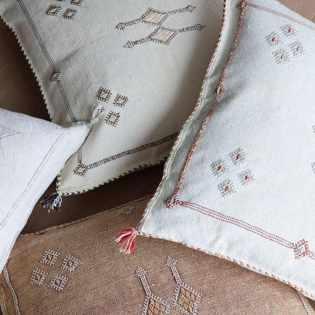 Marokkansk putetrekk i agavesilke 50x90