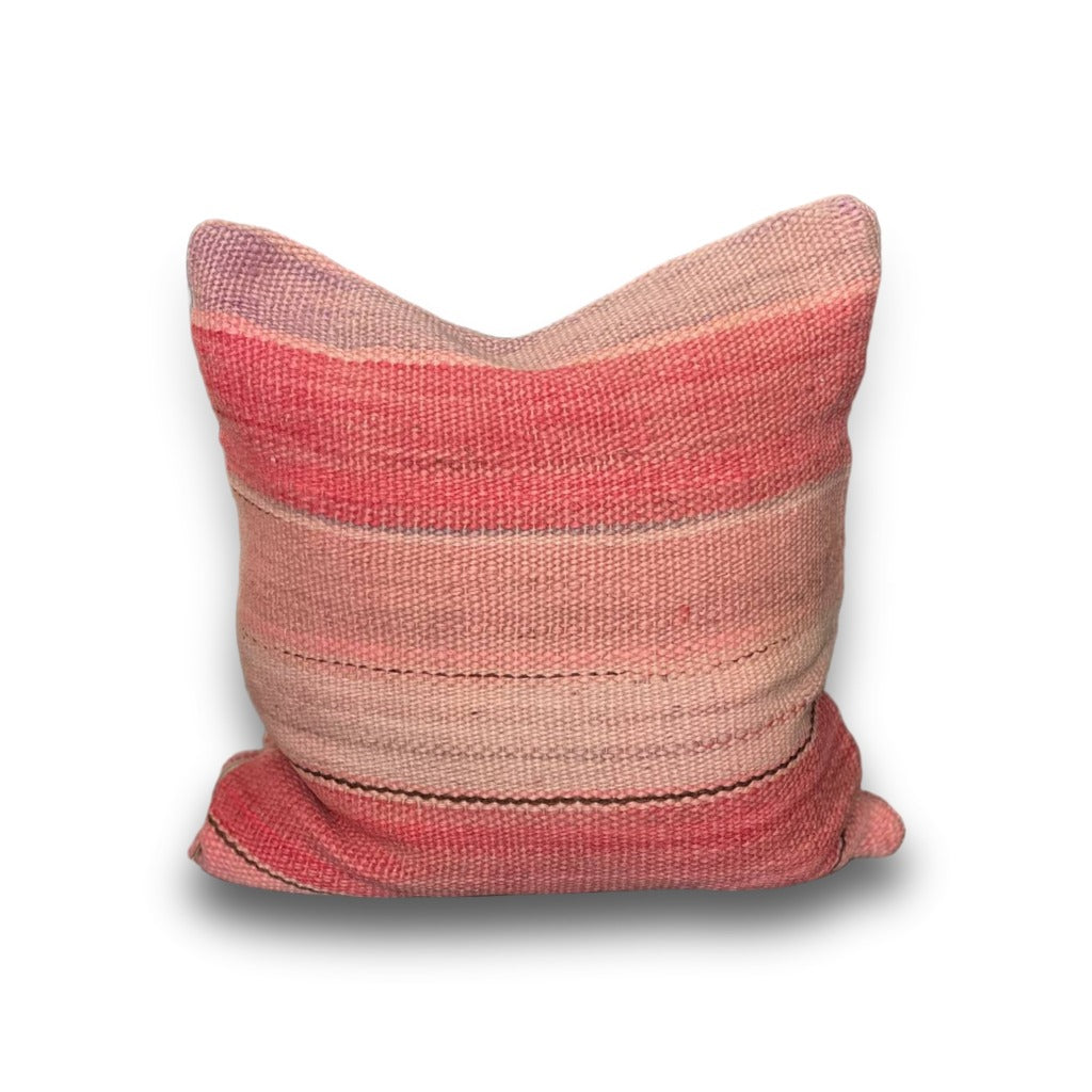 Kelimpute i pudderrosa med felter, ca. 50x50 cm