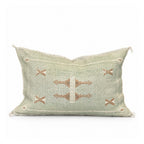 Marokkansk lounge putetrekk 40x60 cm i lys pistasj med lyse brune broderier