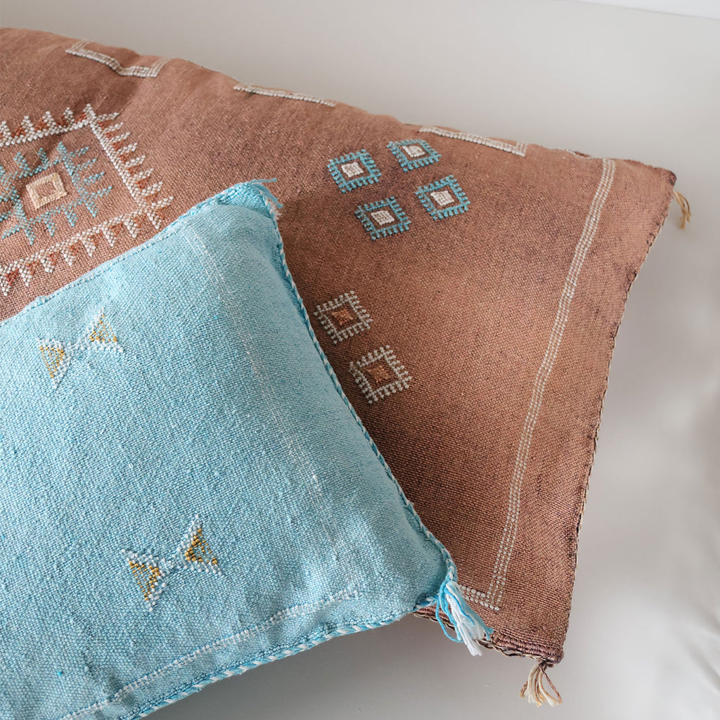 Marokkansk putetrekk i agavesilke 40x60