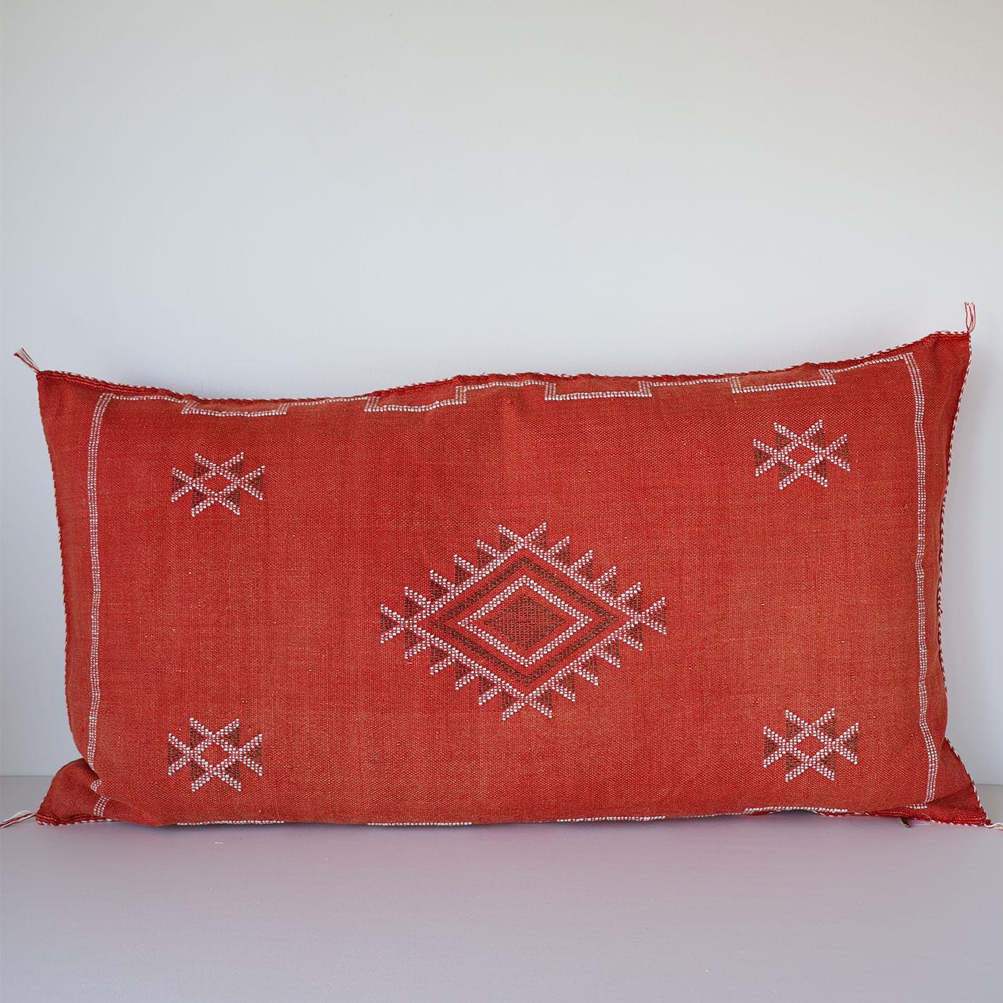 Marokkansk putetrekk i agavesilke 50x90