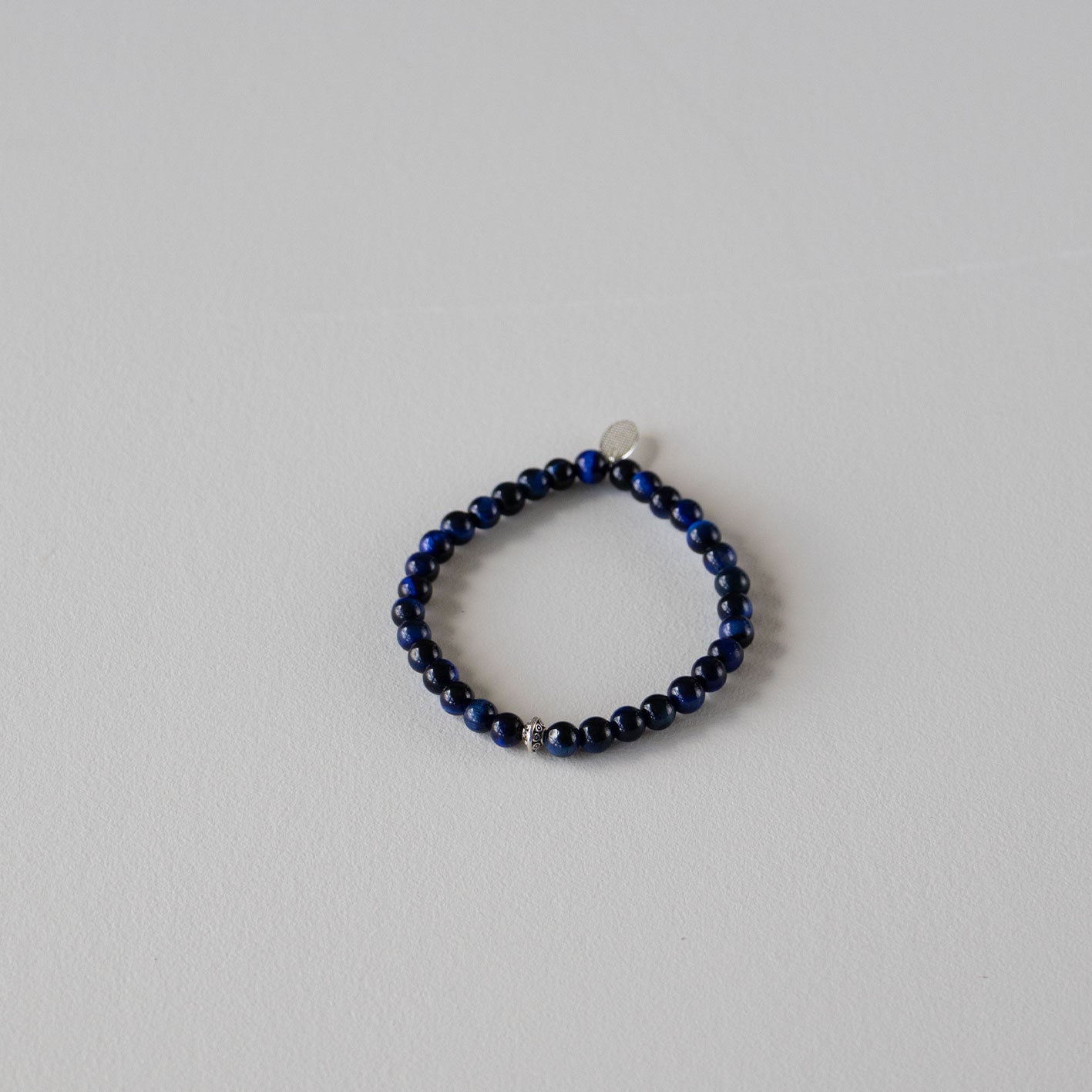 Armbånd med halvedelstener - Blå Lapis Lazuli