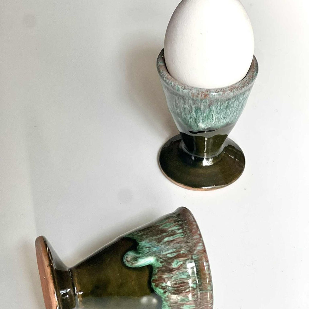 Eggeglass i håndlaget keramikk fra Marokko