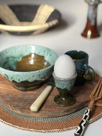Eggeglass i håndlaget keramikk fra Marokko