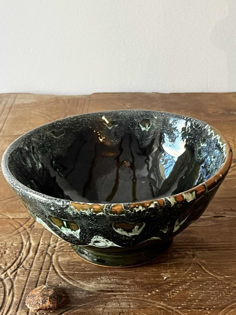 Skål i håndlaget keramikk fra Marokko