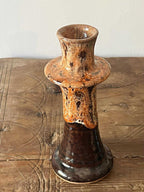 Lysestake i håndlaget keramikk