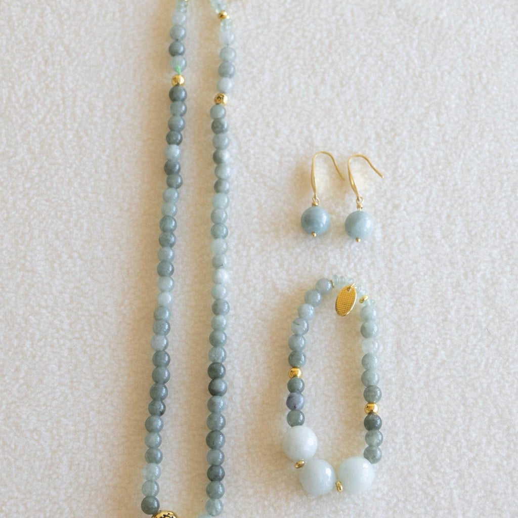 Halskjede med halvedelstener - Jade