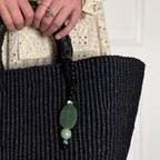 SELMA veske i sort med anheng